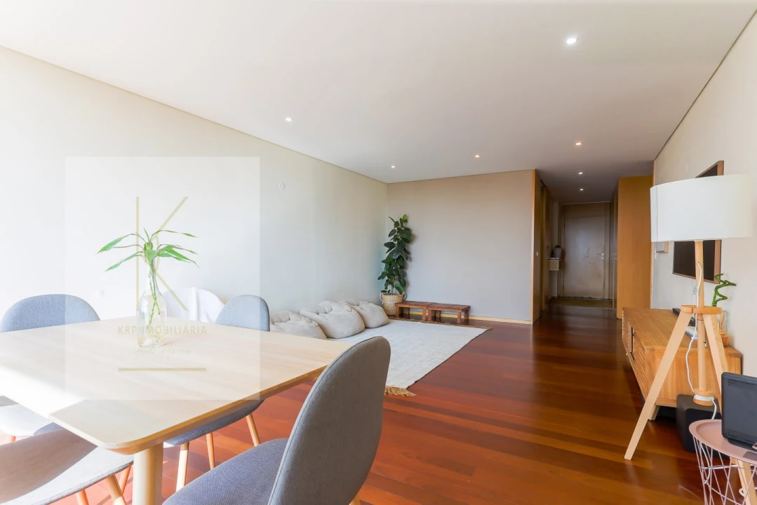 Apartamento T3 para Venda em Fornelos e Queijada Foto 6