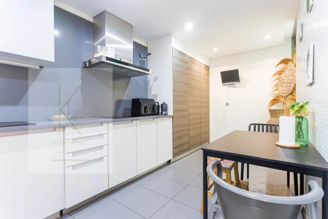 Apartamento T3 para Venda em Fornelos e Queijada Foto 10
