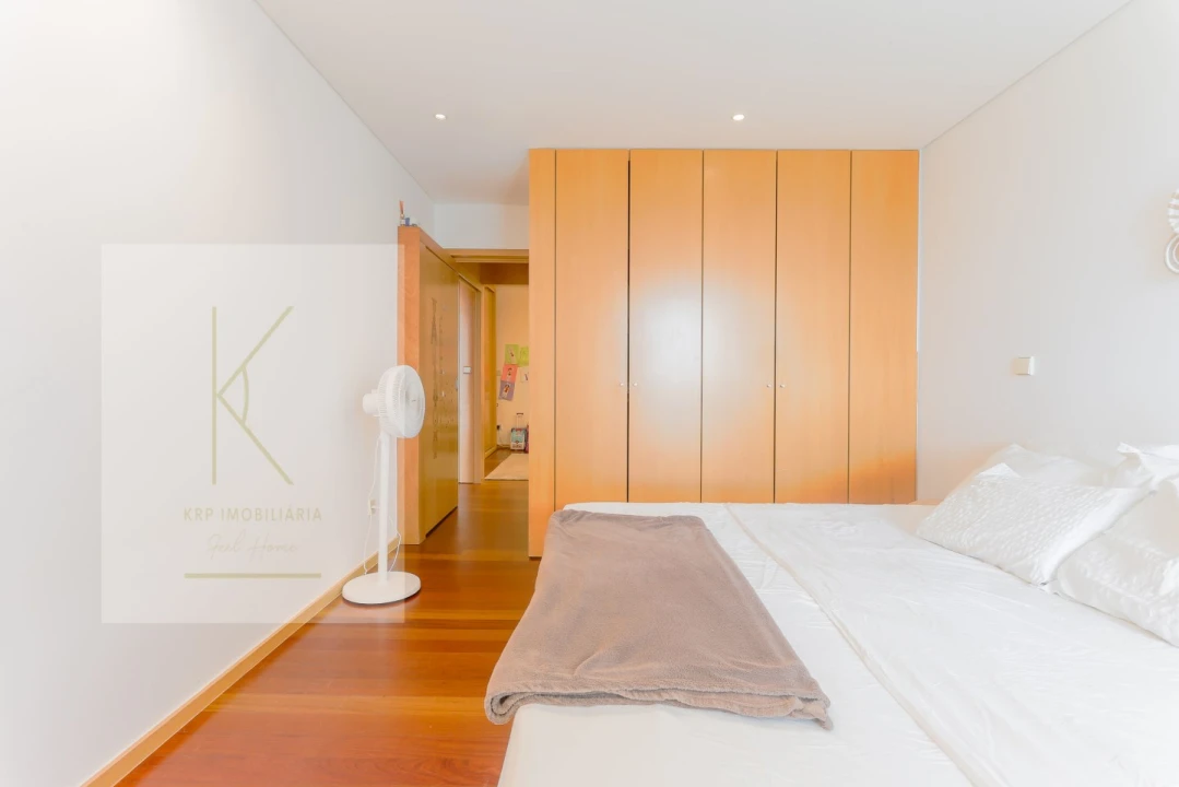 Apartamento T3 para Venda em Fornelos e Queijada Foto 17