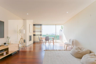 Apartamento T3 para Venda em Fornelos e Queijada