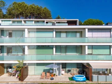 Apartamento T3 para Venda em Fornelos e Queijada