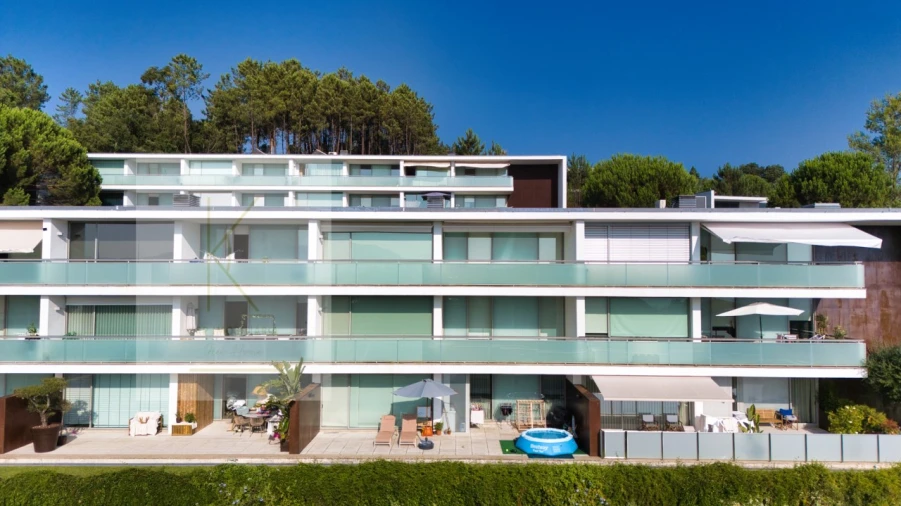 Apartamento T3 para Venda em Fornelos e Queijada Foto 22