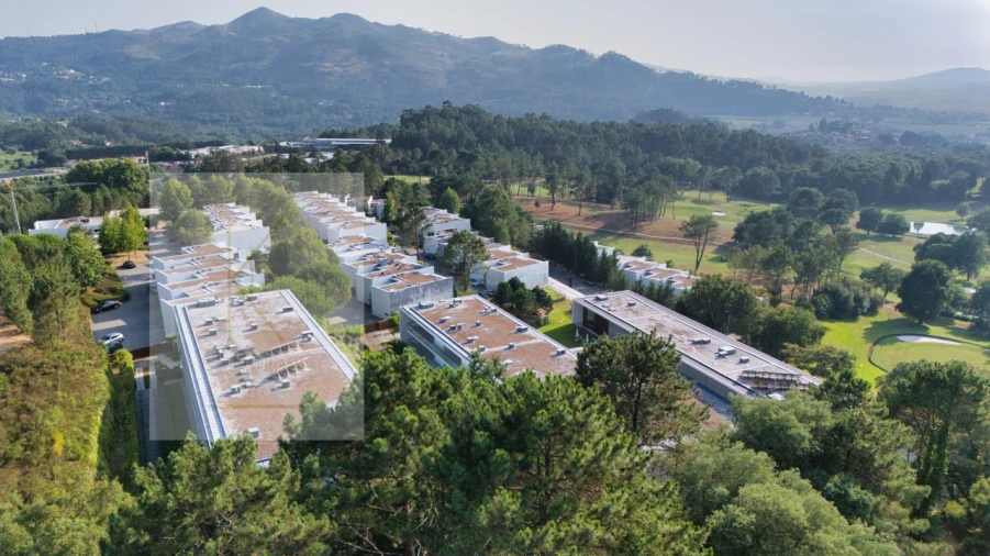 Apartamento T3 para Venda em Fornelos e Queijada Foto 29