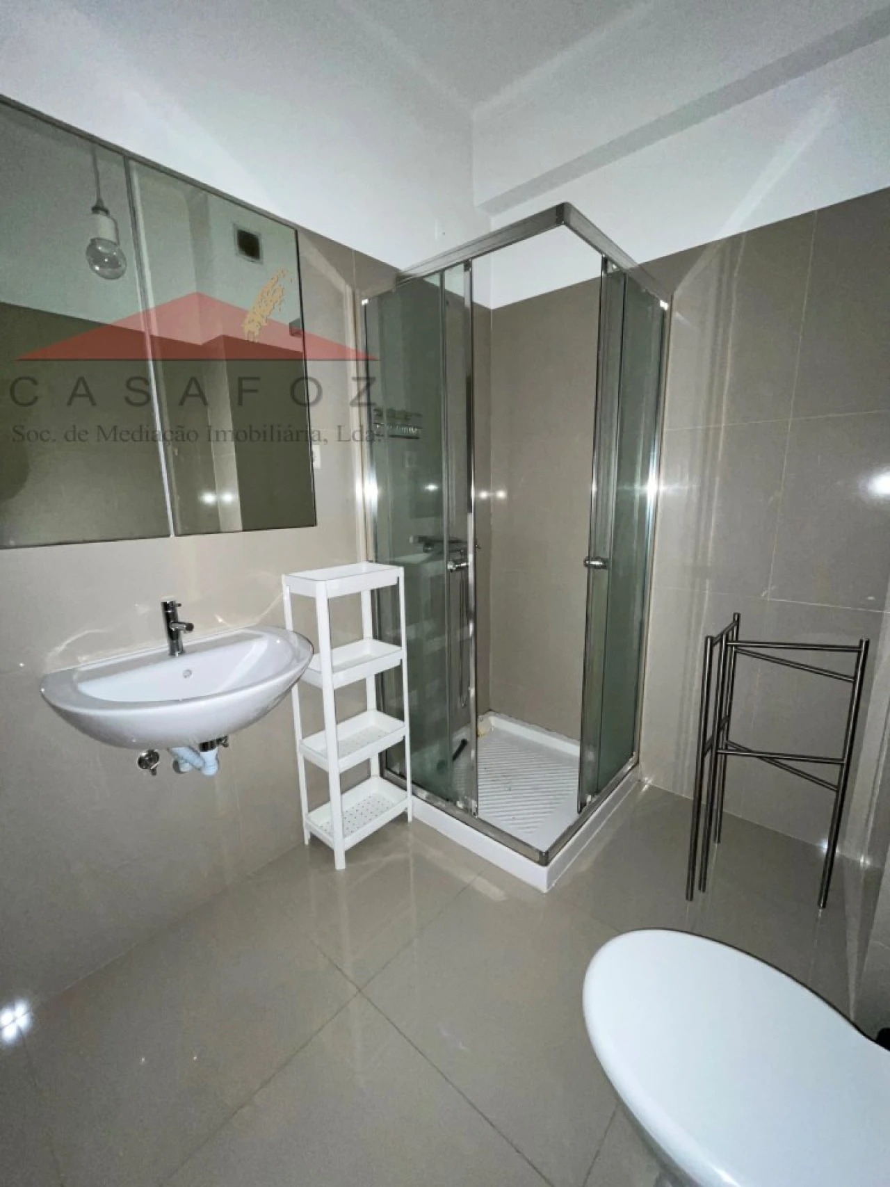 Apartamento T2 para Arrendamento em Ramalde Foto 22