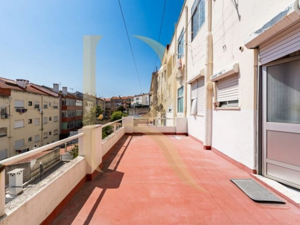 Apartamento T3 para Venda em Seixal, Arrentela e Aldeia de Paio Pires Foto 15