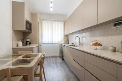 Apartamento T3 para Venda em Seixal, Arrentela e Aldeia de Paio Pires