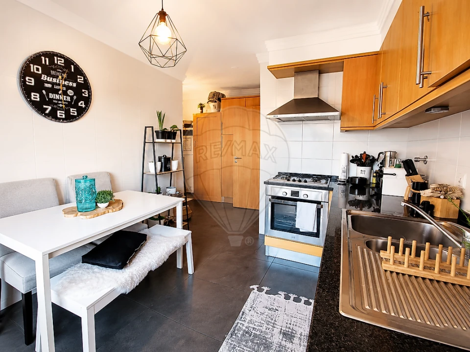 Apartamento T1 para Venda em Alcabideche Foto 10