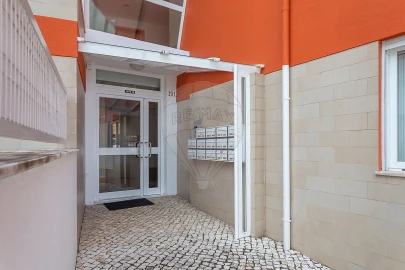 Apartamento T1 para Venda em Alcabideche