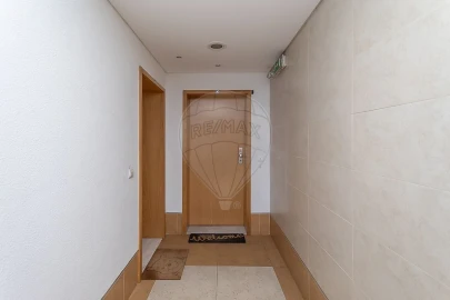 Apartamento T1 para Venda em Alcabideche