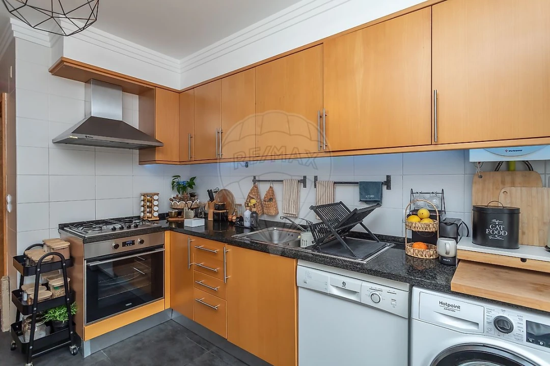 Apartamento T1 para Venda em Alcabideche Foto 24