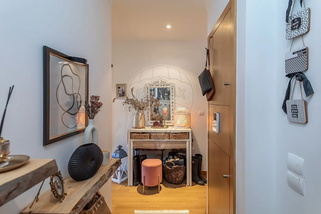 Apartamento T1 para Venda em Alcabideche Foto 1