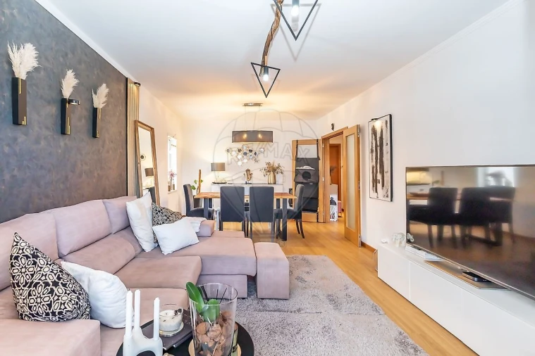 Apartamento T1 para Venda em Alcabideche Foto 11