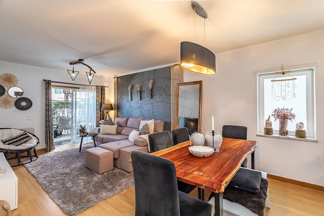 Apartamento T1 para Venda em Alcabideche Foto 7