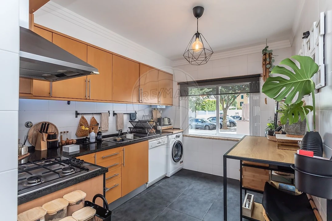 Apartamento T1 para Venda em Alcabideche Foto 25