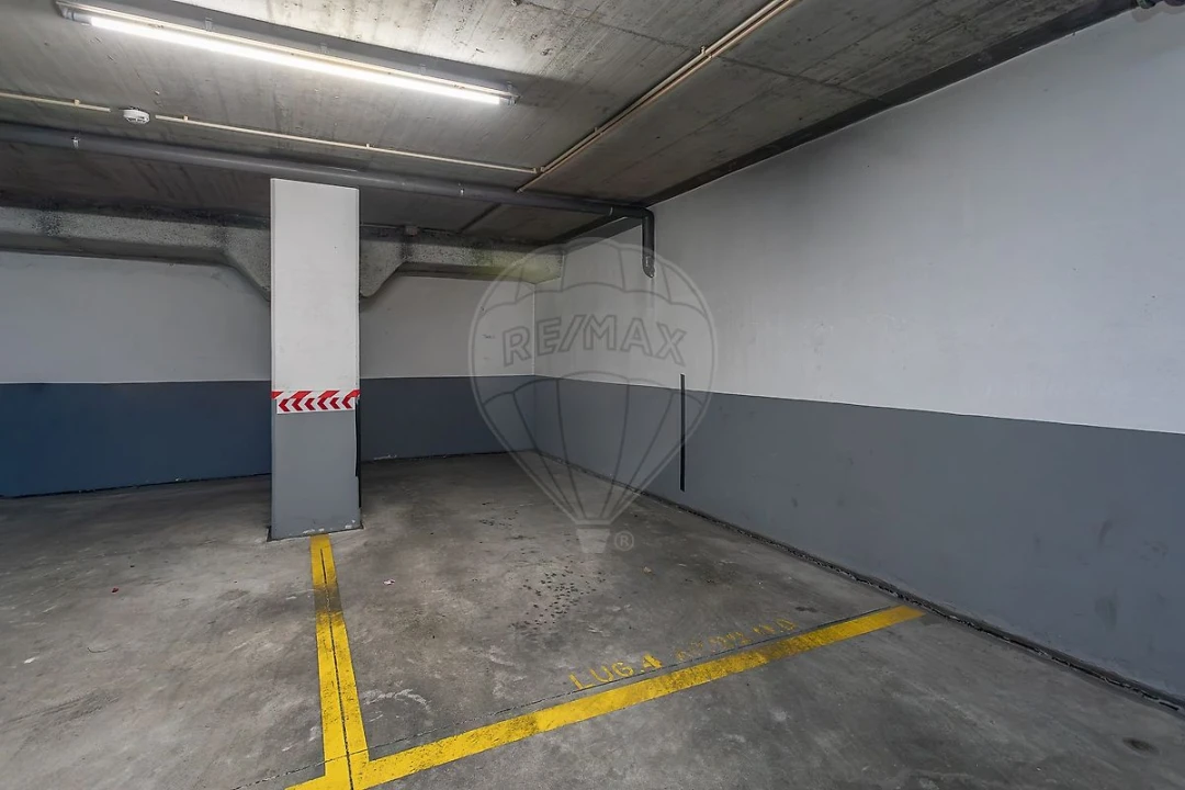 Apartamento T1 para Venda em Alcabideche Foto 31
