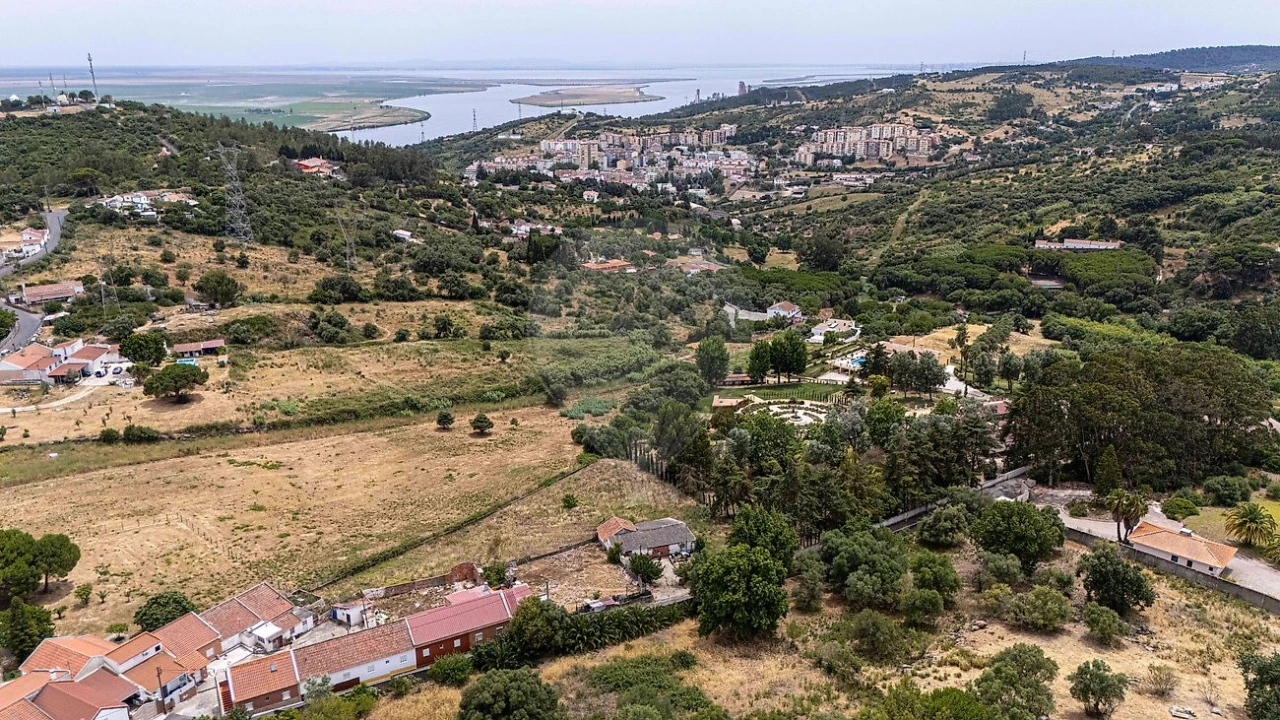 Armazém para Venda em Vila Franca de Xira Foto 17