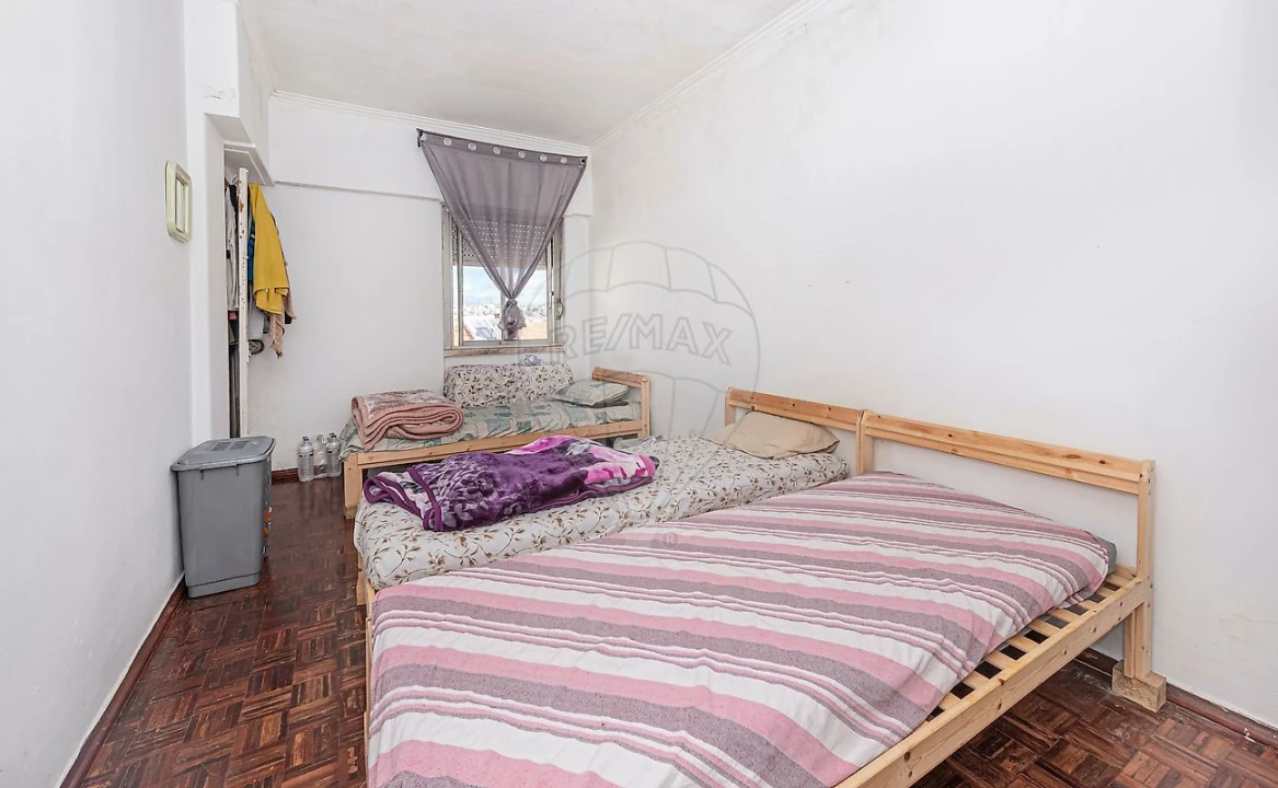 Apartamento T3 para Venda em Águas Livres Foto 7