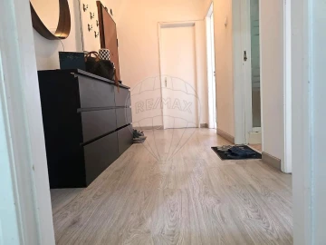 Apartamento T3 para Venda em Massamá e Monte Abraão