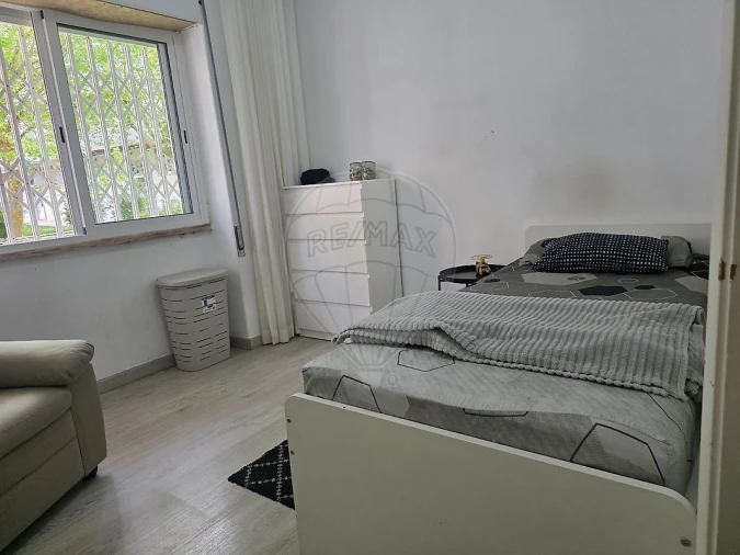 Apartamento T3 para Venda em Massamá e Monte Abraão Foto 12