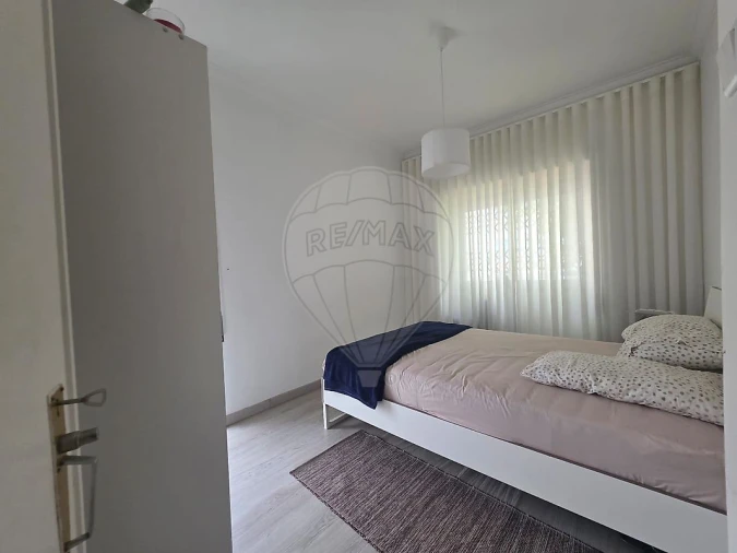 Apartamento T3 para Venda em Massamá e Monte Abraão Foto 7