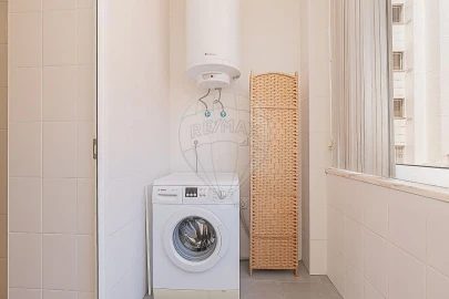 Apartamento T1 para Arrendamento em Campo de Ourique