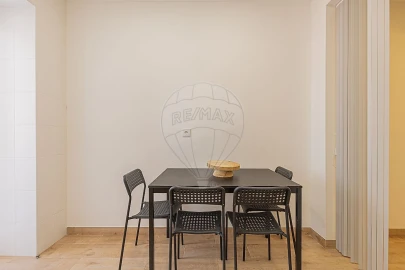 Apartamento T1 para Arrendamento em Campo de Ourique