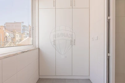 Apartamento T1 para Arrendamento em Campo de Ourique