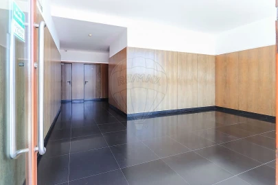 Apartamento T3 para Arrendamento em Parque das Nações