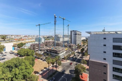 Apartamento T3 para Arrendamento em Parque das Nações