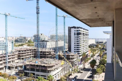 Apartamento T3 para Arrendamento em Parque das Nações