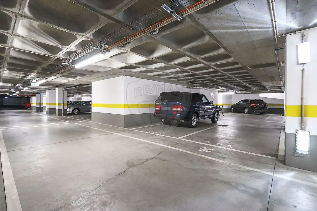 Apartamento T3 para Arrendamento em Parque das Nações Foto 18