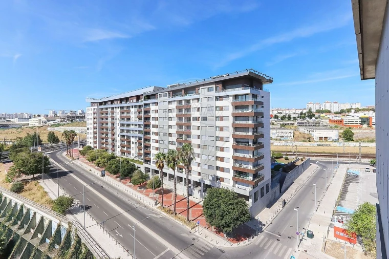 Apartamento T3 para Arrendamento em Parque das Nações Foto 13
