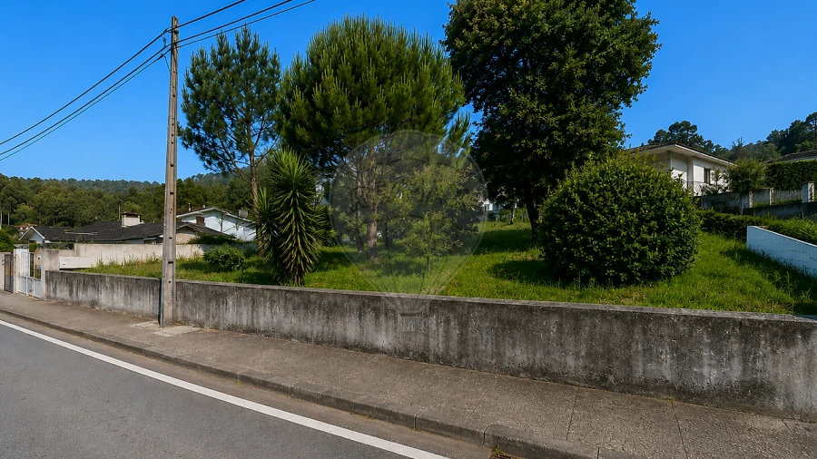 Terreno para Venda em Fiães