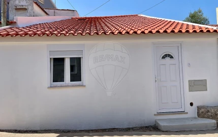 Moradia T2 para Venda em Alguber