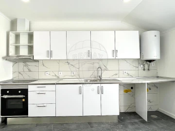 Moradia T2 para Venda em Alguber