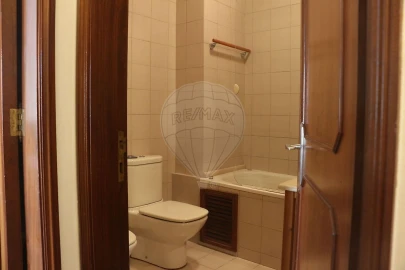 Apartamento T3 para Arrendamento em Espinho