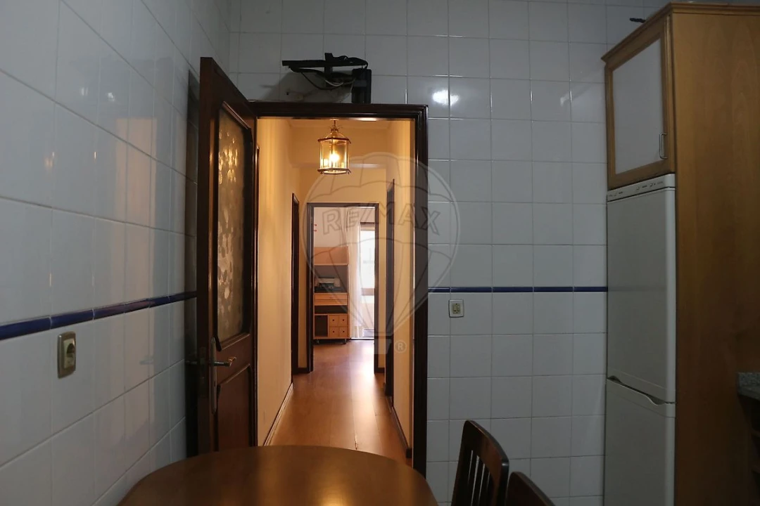 Apartamento T3 para Arrendamento em Espinho Foto 6