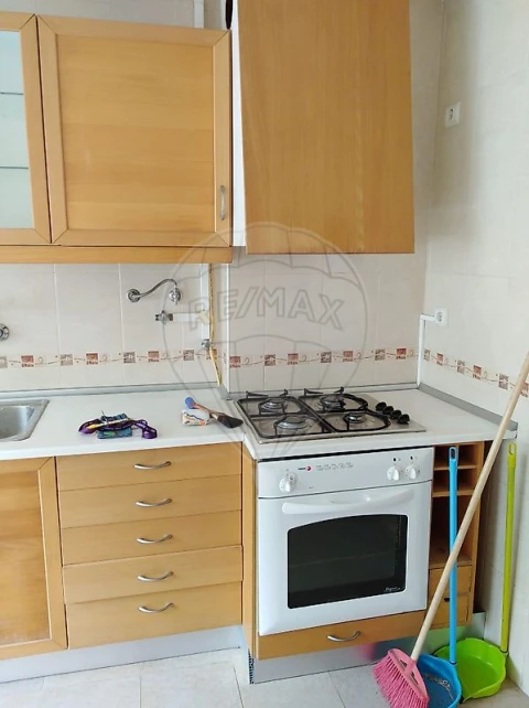 Apartamento T2 para Venda em Carregado e Cadafais