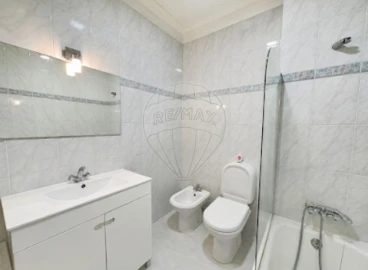 Apartamento T2 para Venda em Agrela