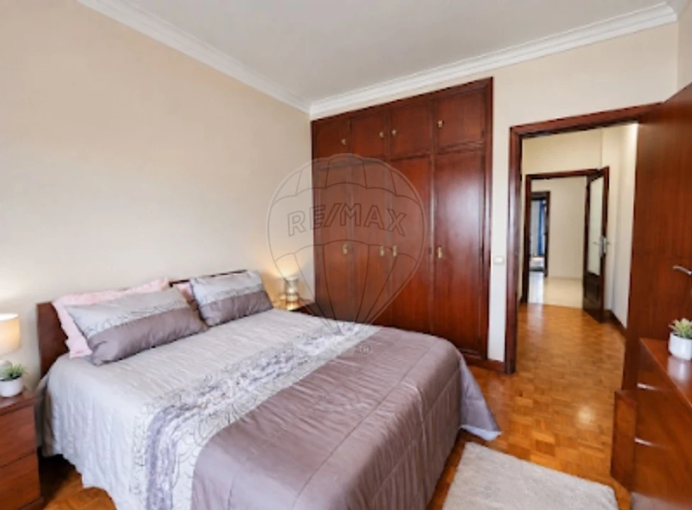 Apartamento T2 para Venda em Agrela Foto 19