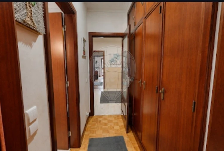 Apartamento T2 para Venda em Agrela Foto 25