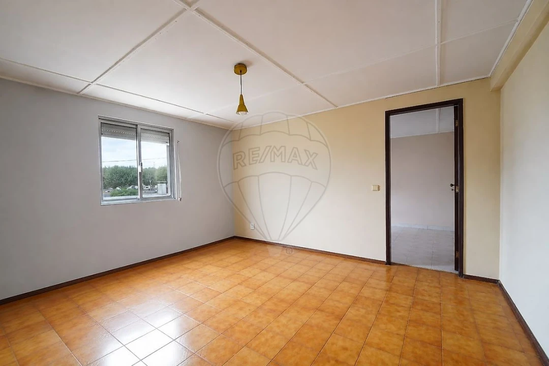 Moradia T5 para Venda em Maiorca Foto 3