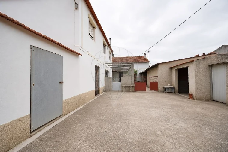 Moradia T5 para Venda em Maiorca Foto 19
