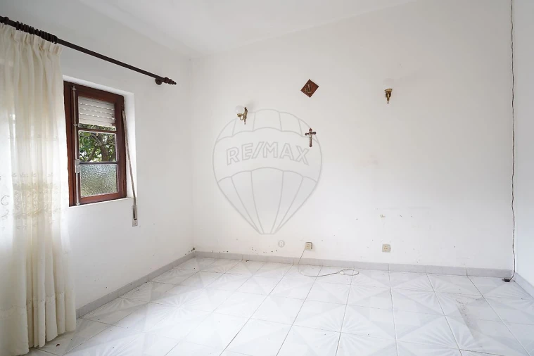 Moradia T5 para Venda em Maiorca Foto 37