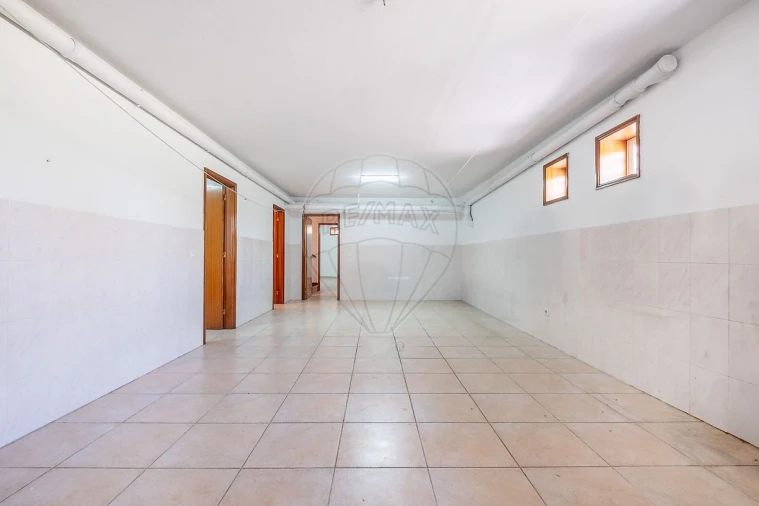 Moradia T3 para Venda em Folgosa Foto 45