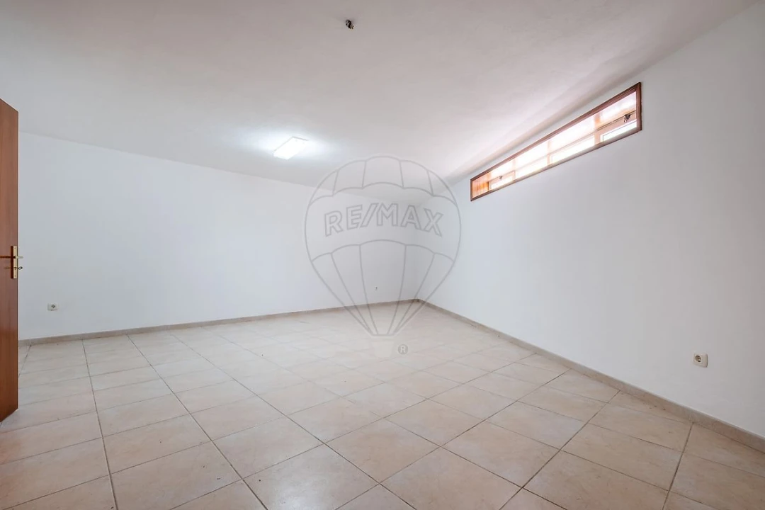 Moradia T3 para Venda em Folgosa Foto 37