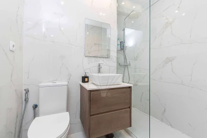 Apartamento T2 para Venda em Laranjeiro e Feijó