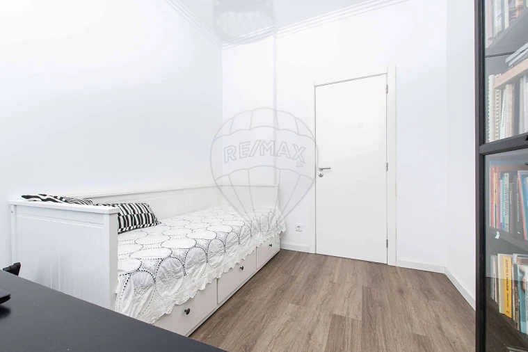 Apartamento T2 para Venda em Laranjeiro e Feijó Foto 6