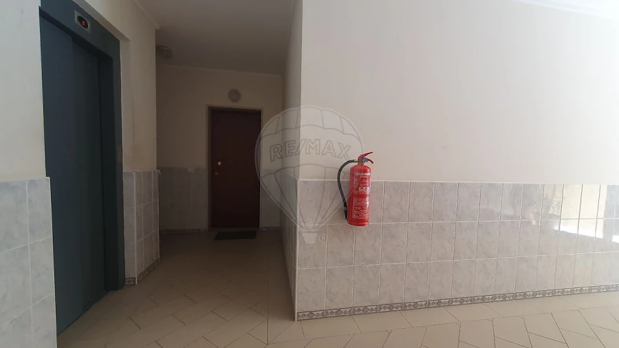 Apartamento T2 para Venda em Alto do Seixalinho, Santo André e Verderena Foto 3