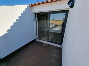 Apartamento T1 para Venda em Campolide